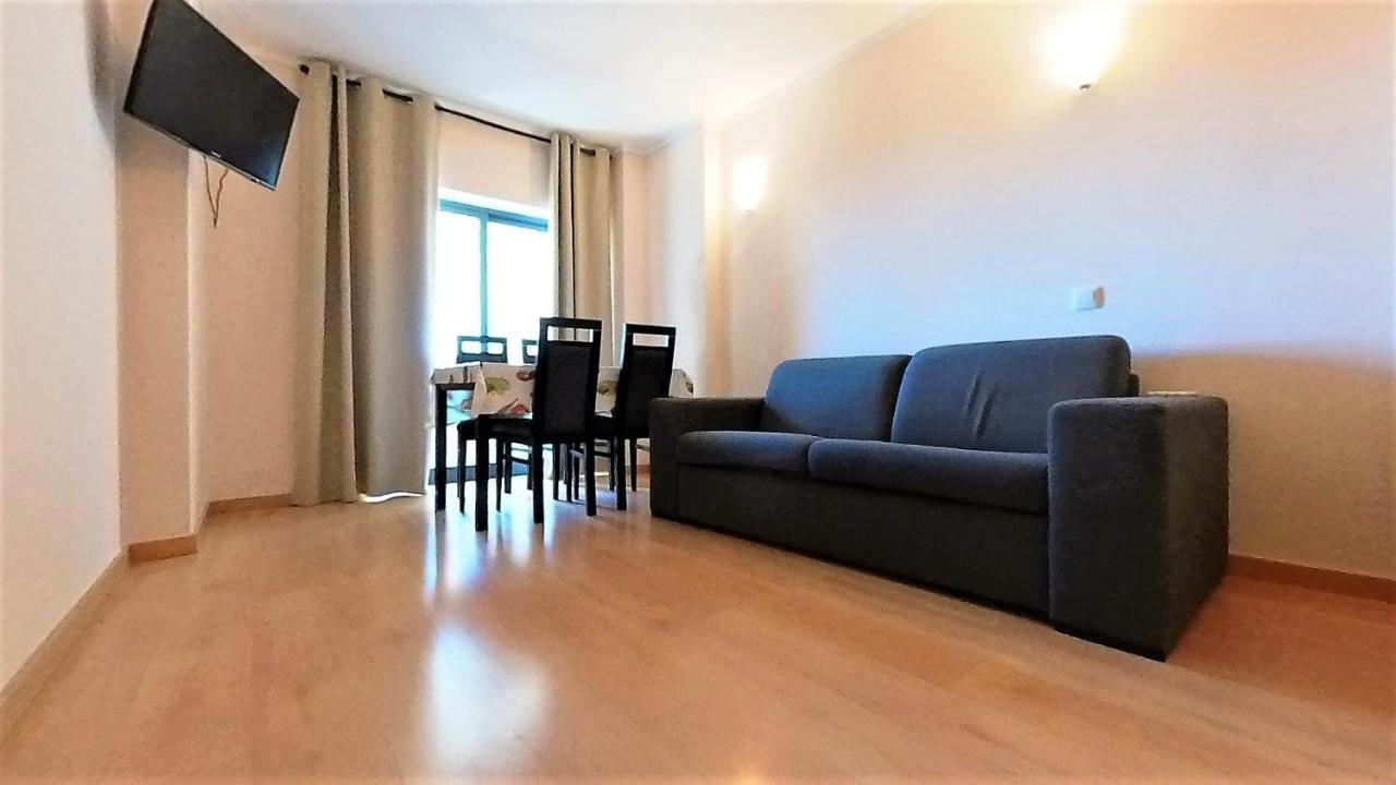 Apartamentos Turisticos Rocha Tower 3 ポルティマン エクステリア 写真