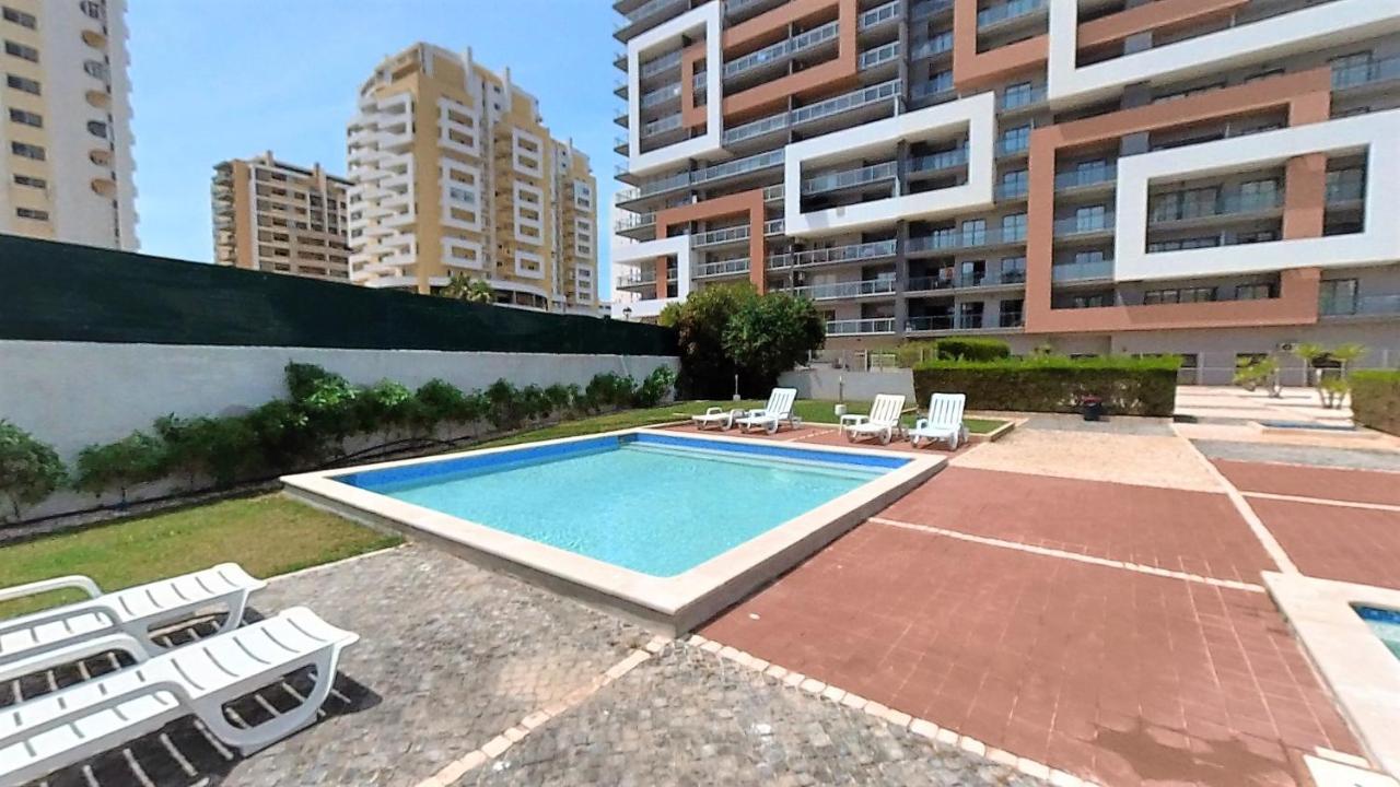 Apartamentos Turisticos Rocha Tower 3 ポルティマン エクステリア 写真