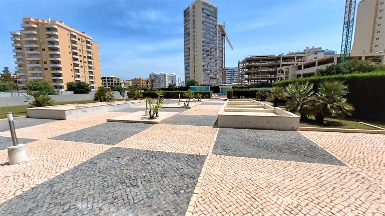 Apartamentos Turisticos Rocha Tower 3 ポルティマン エクステリア 写真