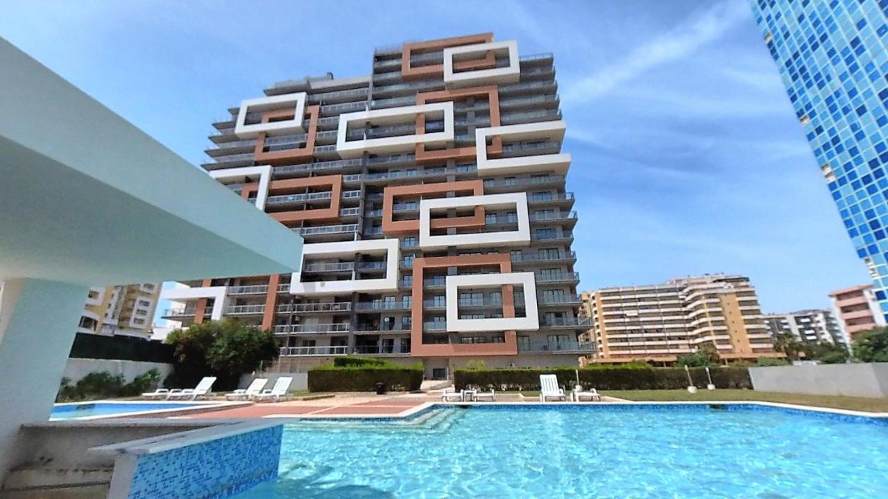 Apartamentos Turisticos Rocha Tower 3 ポルティマン エクステリア 写真