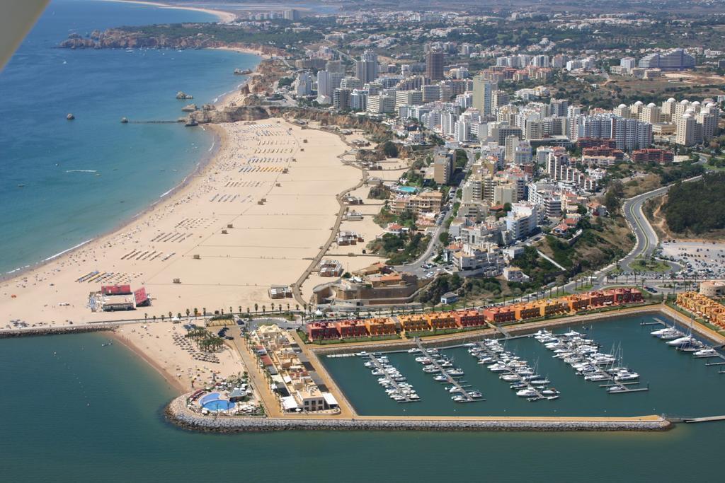Apartamentos Turisticos Rocha Tower 3 ポルティマン エクステリア 写真
